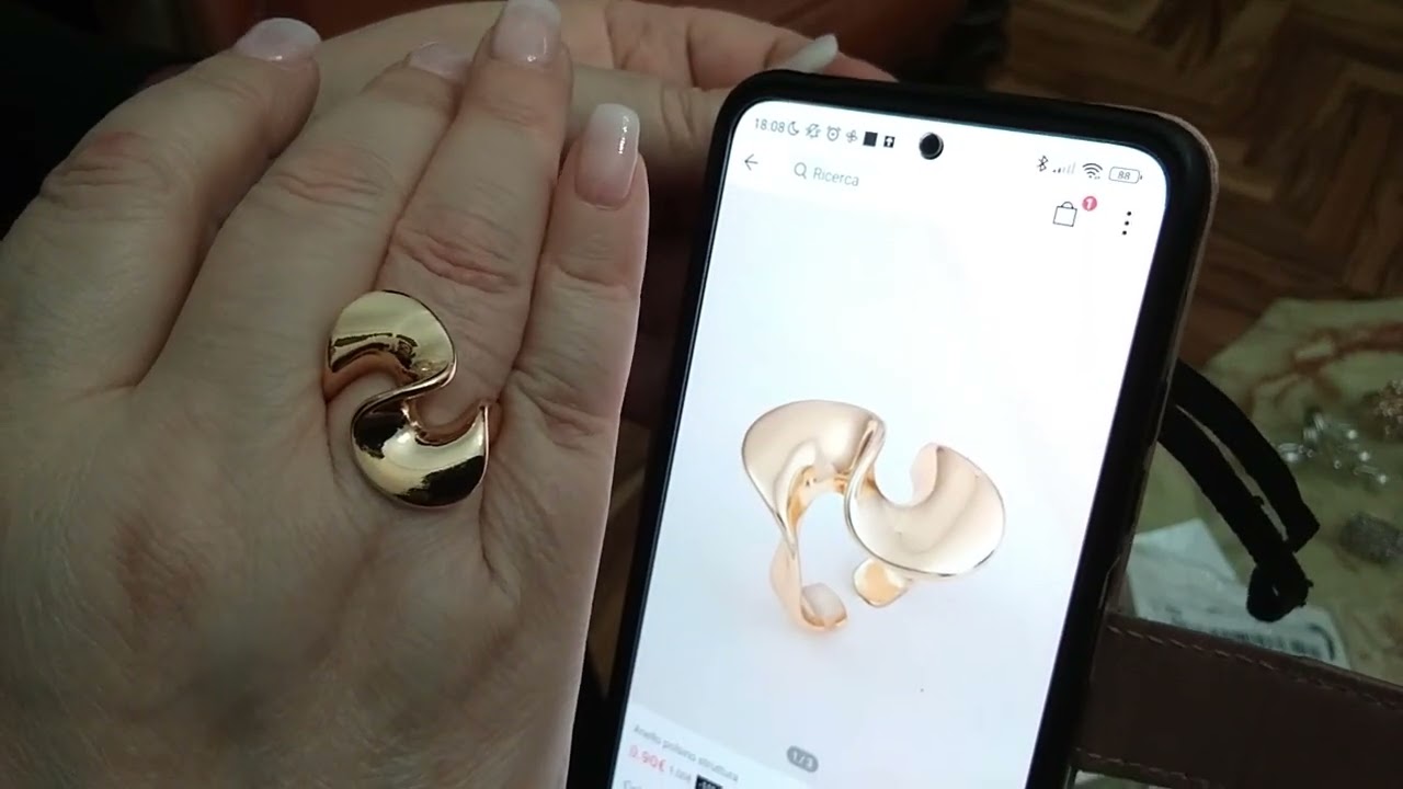 Spacchettamento bigiotteria Shein.