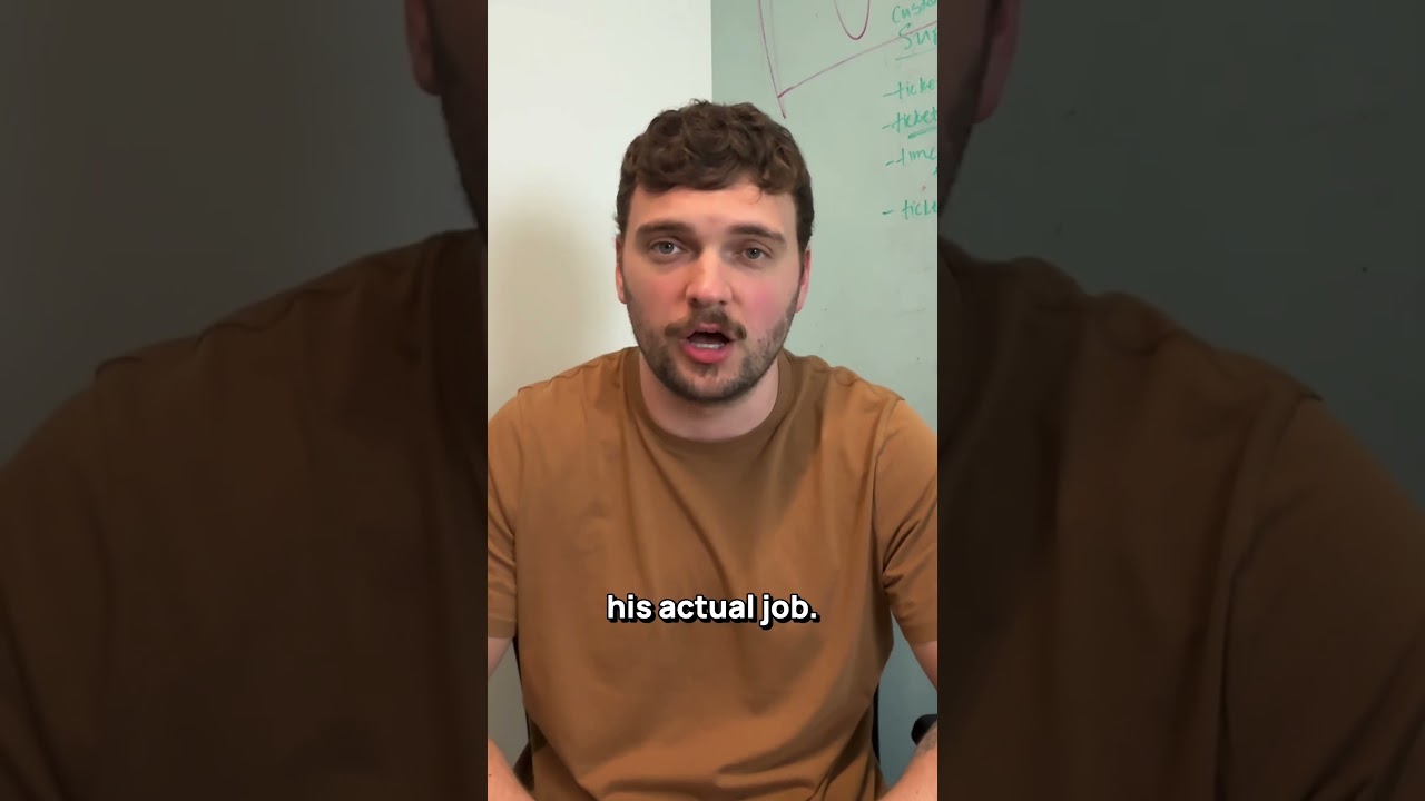 This guy always knows where you’re headed 😂 #tech #techhumor #codingmemes #developermemes