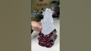 Tượng Di Lặc Đá Thạch Anh Trắng Tự Nhiên Chất Pha Lê Siêu Vip Cỡ Vừa 1,8kg Nguyên Đá