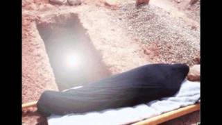 Kabirde Nimet Veya Azap Var.