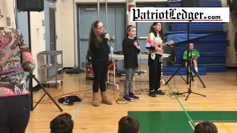 Lana Junior, Amanda Leone and Carly Connor, 6th gr...