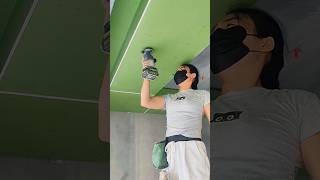 Female Carpenter Installs Drywall Ceiling#woodworking #diy #diytools #homeimprovement #usashorts