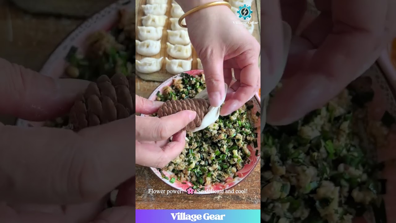 This Pine Cone Food Hack is NEXT LEVEL! 🌲🌹🤯 Edible Art?! 