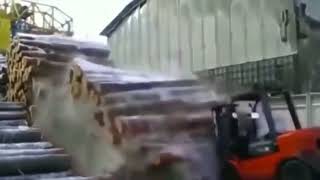 Forklift Safety Alert: Logs Collapse! Learn to Drive Safely #shorts by Forklift Pro Tips 1,557 views 9 months ago 18 seconds