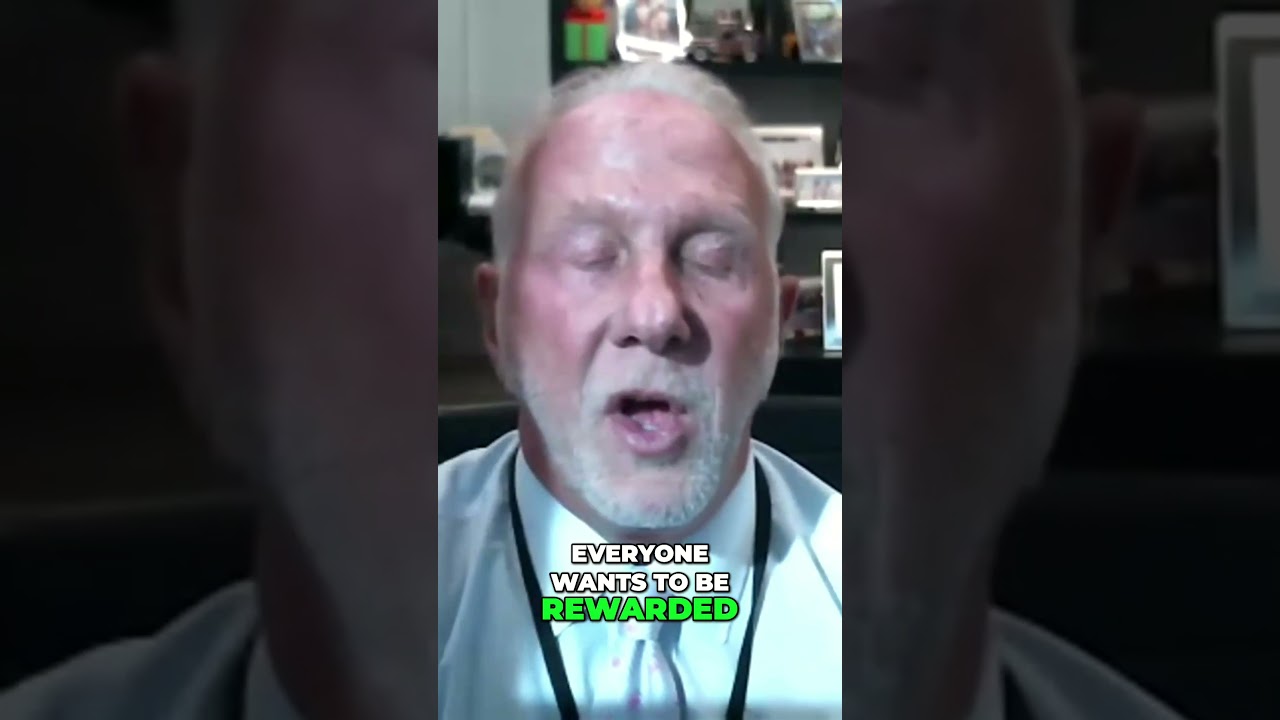 Разблокируйте стратегию поощрения и признания мотивации сотрудников.