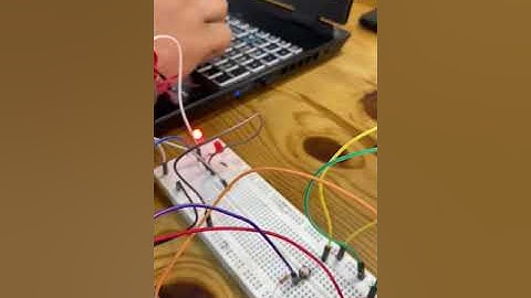 Arduino LED control via button