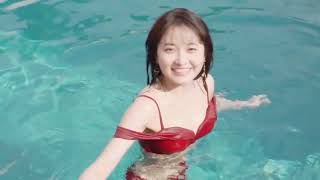 森戸知沙希　水着プール   2of9