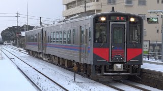 【4K】JR山陰本線　普通列車キハ121形気動車　浦安駅到着