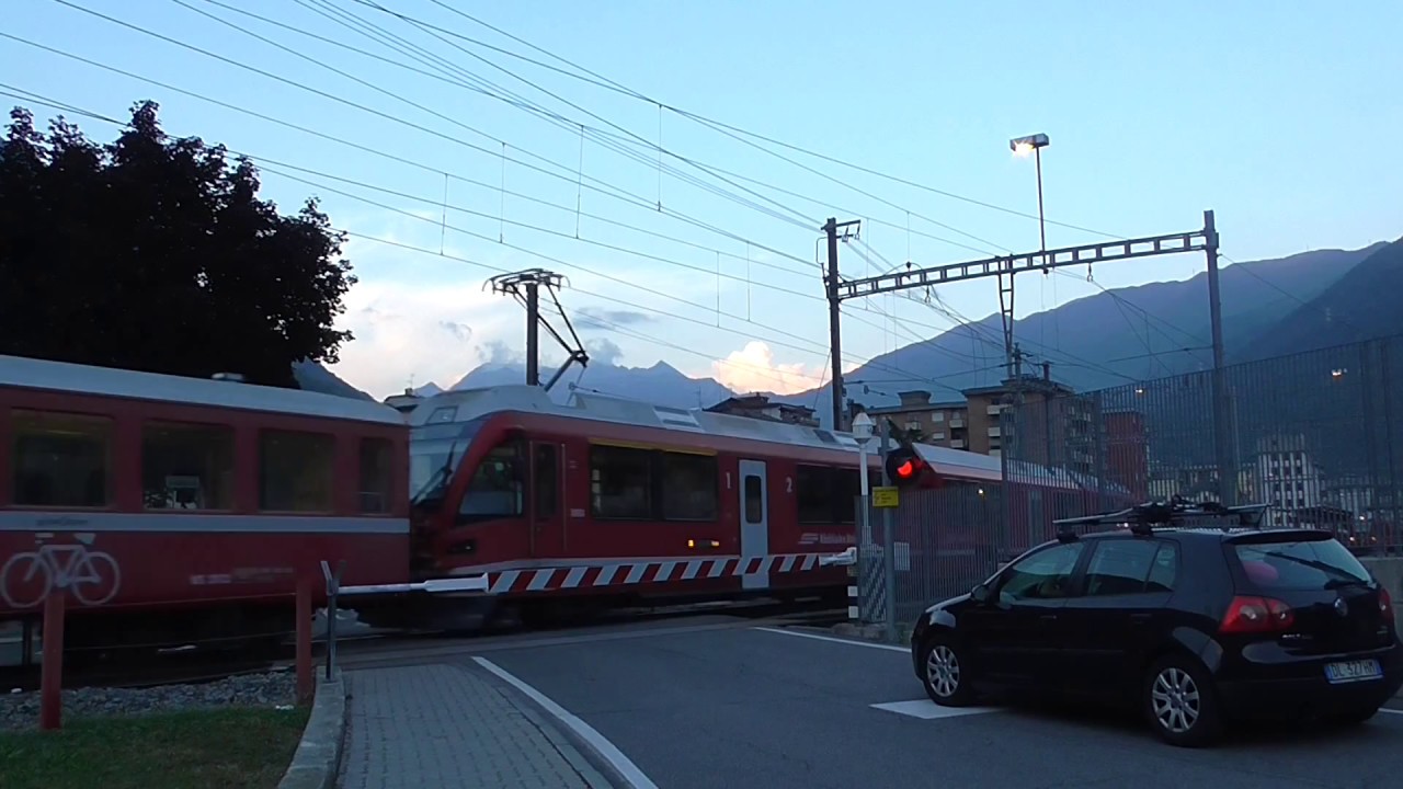 Passaggio a Livello Tirano/ Passage a niveau/ Level Crossing/ Bahnübergang/ Overweg