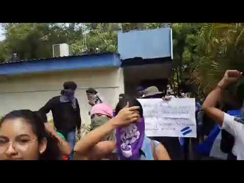 Protesta relámpago en la UCA