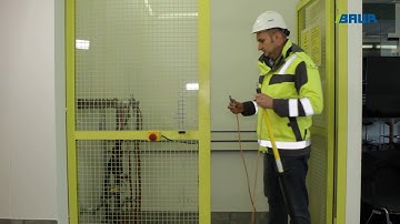 Connecting the discharge and earth rod (PD-TaD tutorial, Part 2/13)