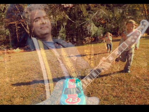 Video of The Mad Hatter's Farm - YouTube thumbnail