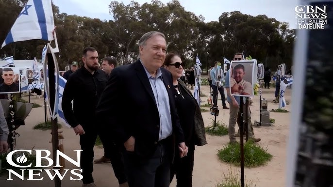 Mike Pompeo Offers Prayers During Emotional Visit To Site Of Oct 7 Massacre_2