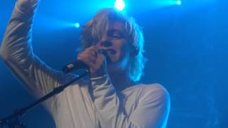 R5- Easy Love- LIVE in Chicago- 9/19/14