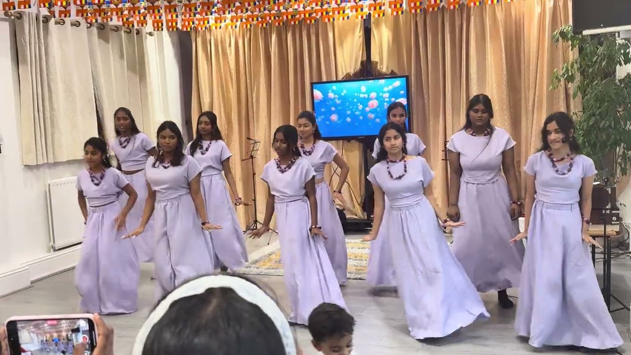 #thames Youth club #thames Buddhist vihara damma school #london ❤️🙏🇬🇧