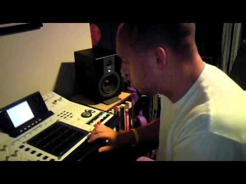 MOSES ROPER AKAI MPC 4000 ROCK WIT YOU beat MICHAEL JACKSON FLIP