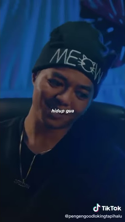 REZA ARAP BERHENTI NONGKRONG