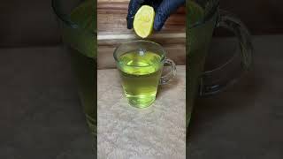 Nettoie tes reins avec ce thé détox au persil et au citron #thedetox #reins #calculsrenaux #persil