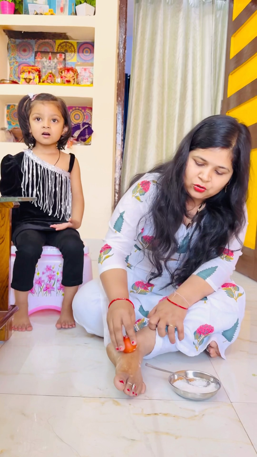 Tooktook ne mummy leg cleaner kha li?