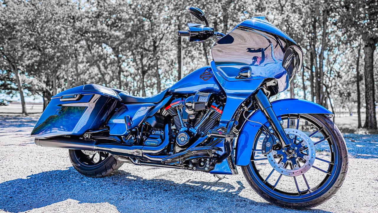 2019 CVO Road Glide in Mako Shark Fade 🦈 🇺🇸 🦅 (Preowned Bike of the Week with Adrian) YouTube