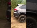 Jeep Grand Cherokee Offroud sand