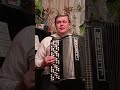 На позицию девушка провожала бойца- Д.Коваленко на баяне