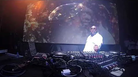 Angie Stone - Wish I Didn't Miss You (Carl Cox live at Space Closing Fiesta, Ibiza 2016)