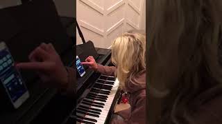 PIANOSTREAM and MauColi playing Monica’s new Disklavier Enspire :)