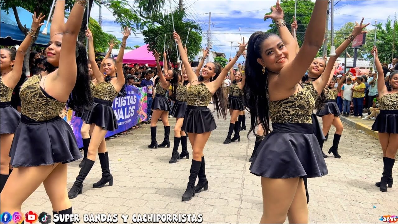 Instituto Nacional Thomas Jefferson de Sonsonate en Desfile de Correo de Jiquilisco,