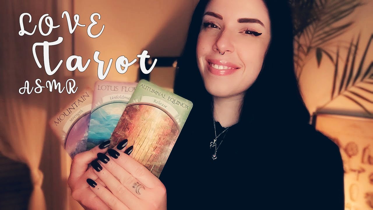 Tarocchi di San Valentino - Scegli tuo mazzo e scopri cosa l'amore ha in serbo per te! | ASMR