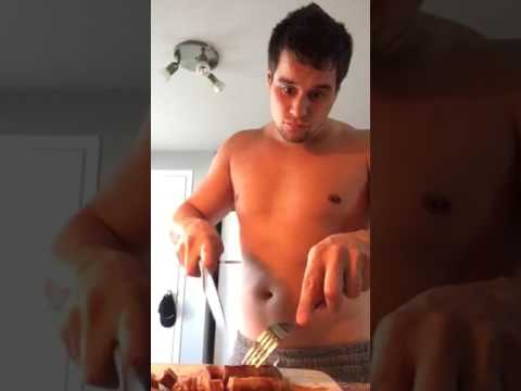 Vidéo: Comment Couper Une Saucisse