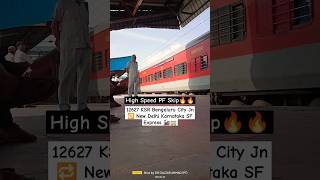 12627 KSR Bengaluru City Jn New Delhi Karnataka Express 🚂🚃 #indianrailways #train #shorts