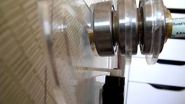 Pen lift action on polargraph gondola