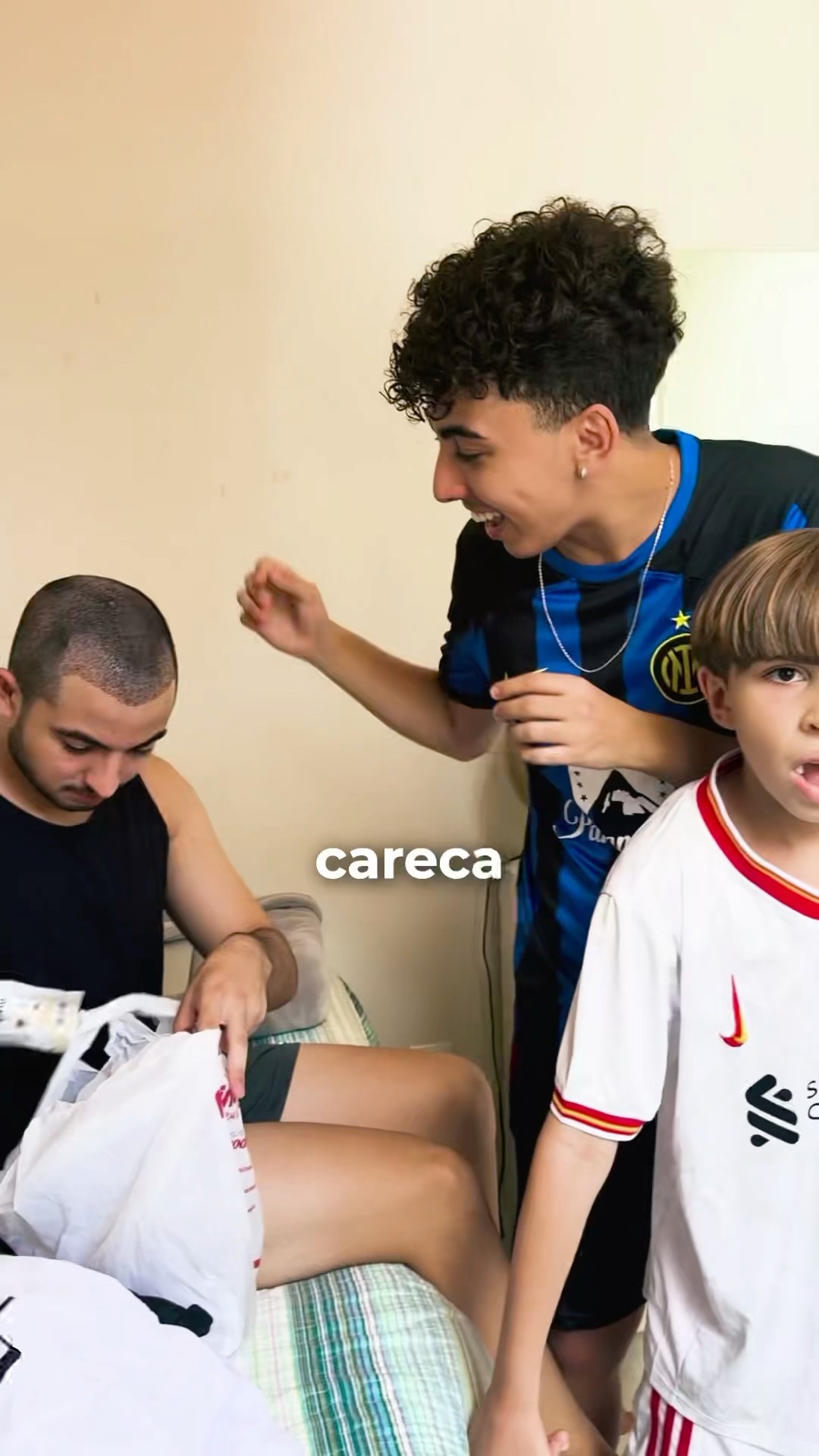 MEU IRMÃO FICOU ATÉ CARECA DEPOIS DESSA TROLAGEM QUE EU FIZ! ??‍?