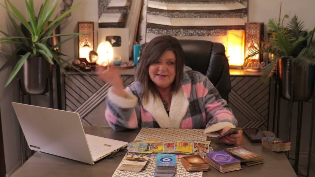 SAGITTARIUS YOU HELPED SOMEONE THROUGH THEIR DARKEST HOURS,THEY HONOUR AND RESPECT YOU/LOVE YOU!