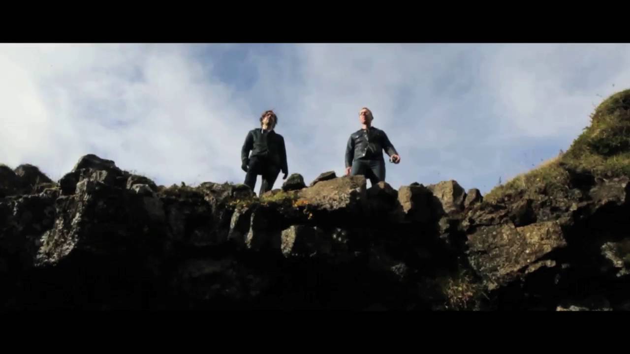 Guarda Matt Pond PA "Whoa" (Official Video) su YouTube Guarda Matt Pond PA "Whoa" (Official Video) su YouTube