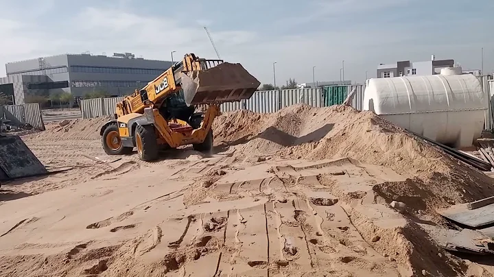 Crane Shorts Video Work#abudhabi Sameen construction work vlog#