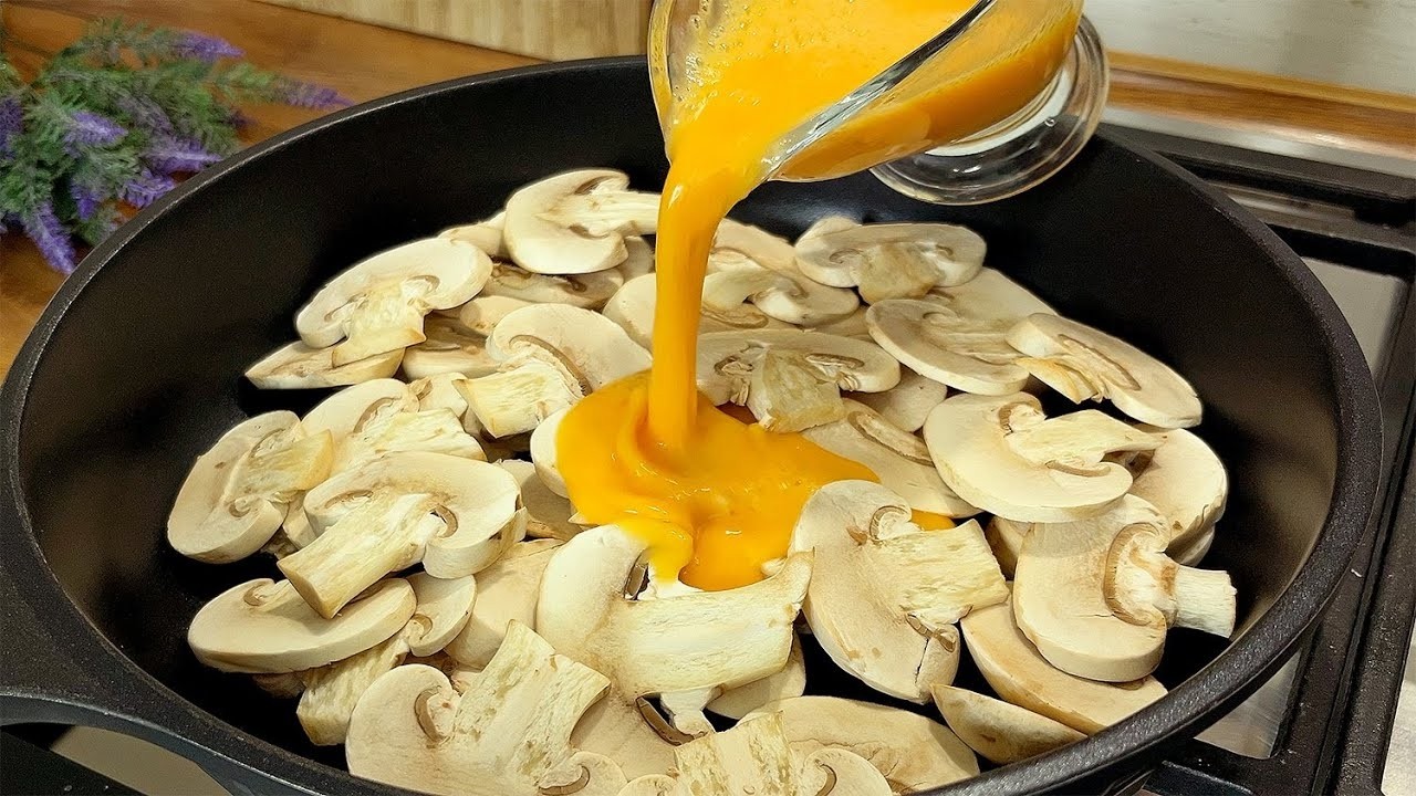 Возьмите грибы и несколько яиц. Старый немецкий рецепт. Я готовлю это каждые выходные.