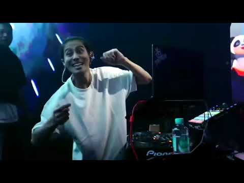 LIVE SET DJ Panda Di Blue fire Beach Batam