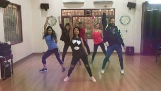 NEEND CHURAI MERI | ZUMBA FITNESS | DANCE FITNESS | ZIN MANISHA