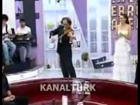 -Farid Farjad Canlı Performans..فرید فرجاد - YouTube