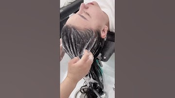 Hướng dẫn cách gội tóc nối tại salon
