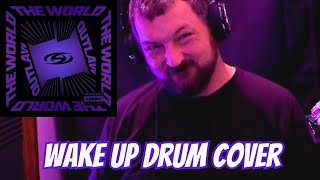 i play Wake Up by ATEEZ on Drums