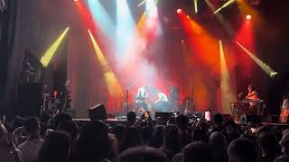 Athena - Yaşamak Var Ya | Live at Uniq İstanbul | 29 Ekim 2023 Resimi
