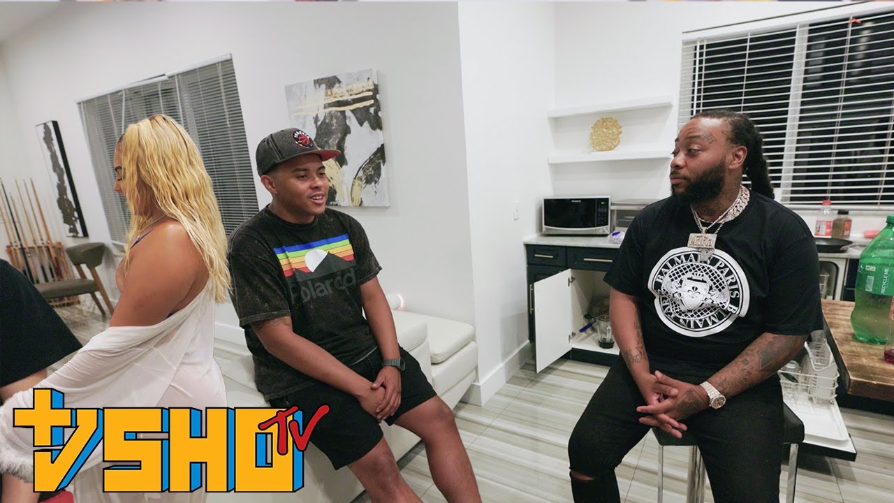 4shoTV: DameDot says the world is misinformed about the earth being round/flat. [Episode 32]