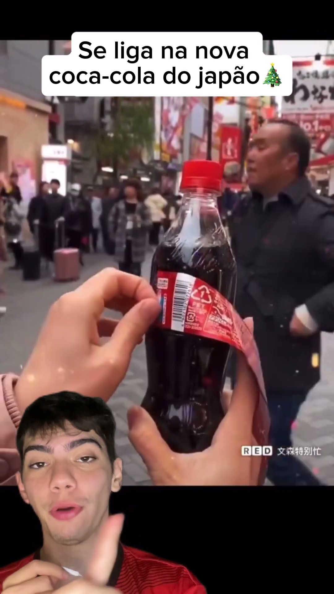 Coca-Cola no Japão fez embalagem que vira laço de presente! Será que daria certo aqui no Brasil?