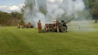 WWII 25 Pounders At Rufford Abbey
