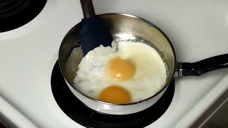 Cooking Eggs in a Farberware Stainless Steel Skillet without