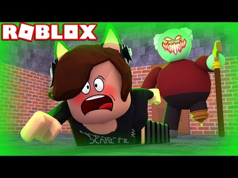 Nos Persiguen Los Zombies De Slime Roblox Youtube - una vieja loca nos insulta en roblox youtube