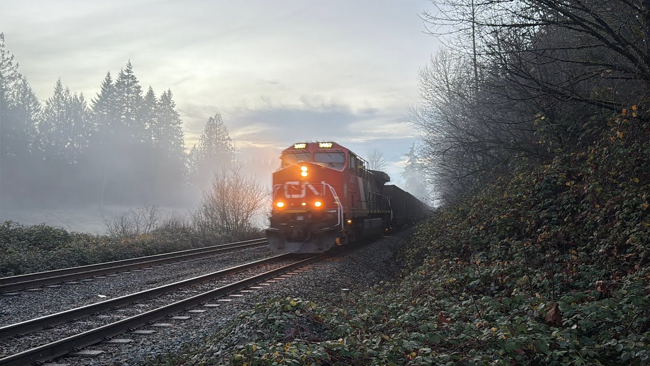 Out Of The Fog!!!! CN Sulfur/Tank Train East @ Langley BC Canada 13DEC25 AC44C6M 3407 Leading